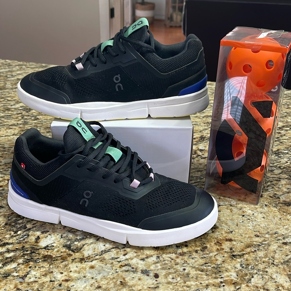 On Running - The ROGER Spin Sz 8.5 Pickelball Tennis